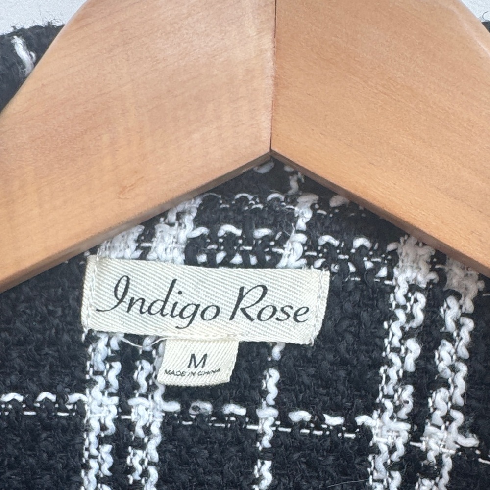 Indigo Rose Black White Tweed Boucle Blazer Medium Gold Buttons Chanel Style - Picture 3 of 10